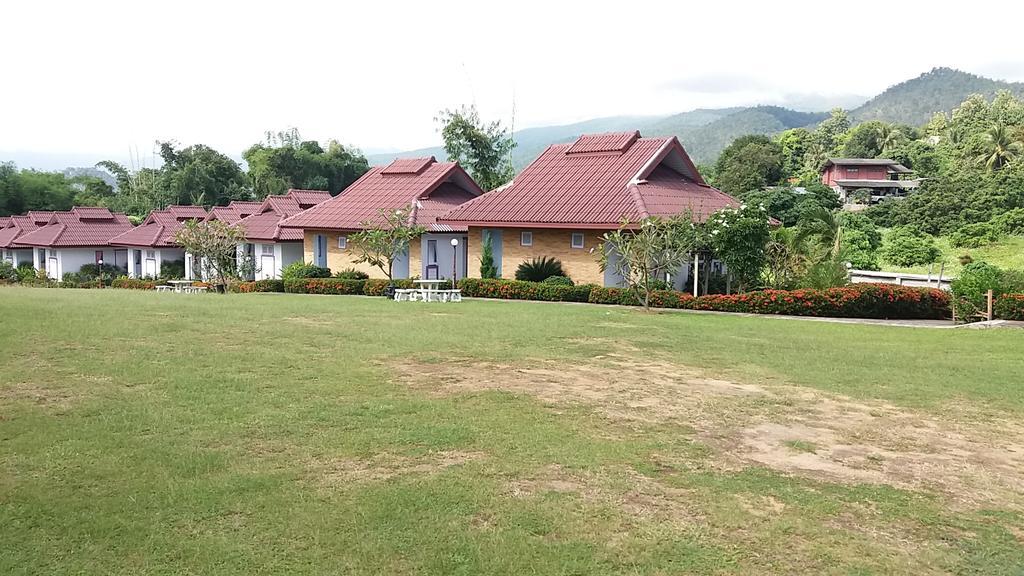 Mae Klang Banyen Hill Hotell Chiang Mai Exteriör bild
