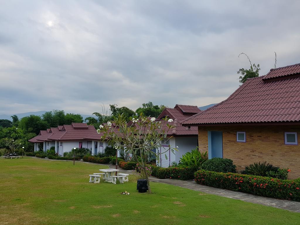 Mae Klang Banyen Hill Hotell Chiang Mai Exteriör bild
